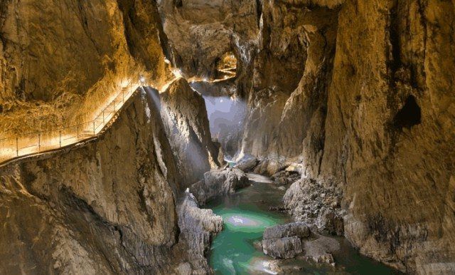skočjanské jeskyně